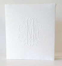 Load image into Gallery viewer, Wedding Memory Book - White Silk (w/o Bow)